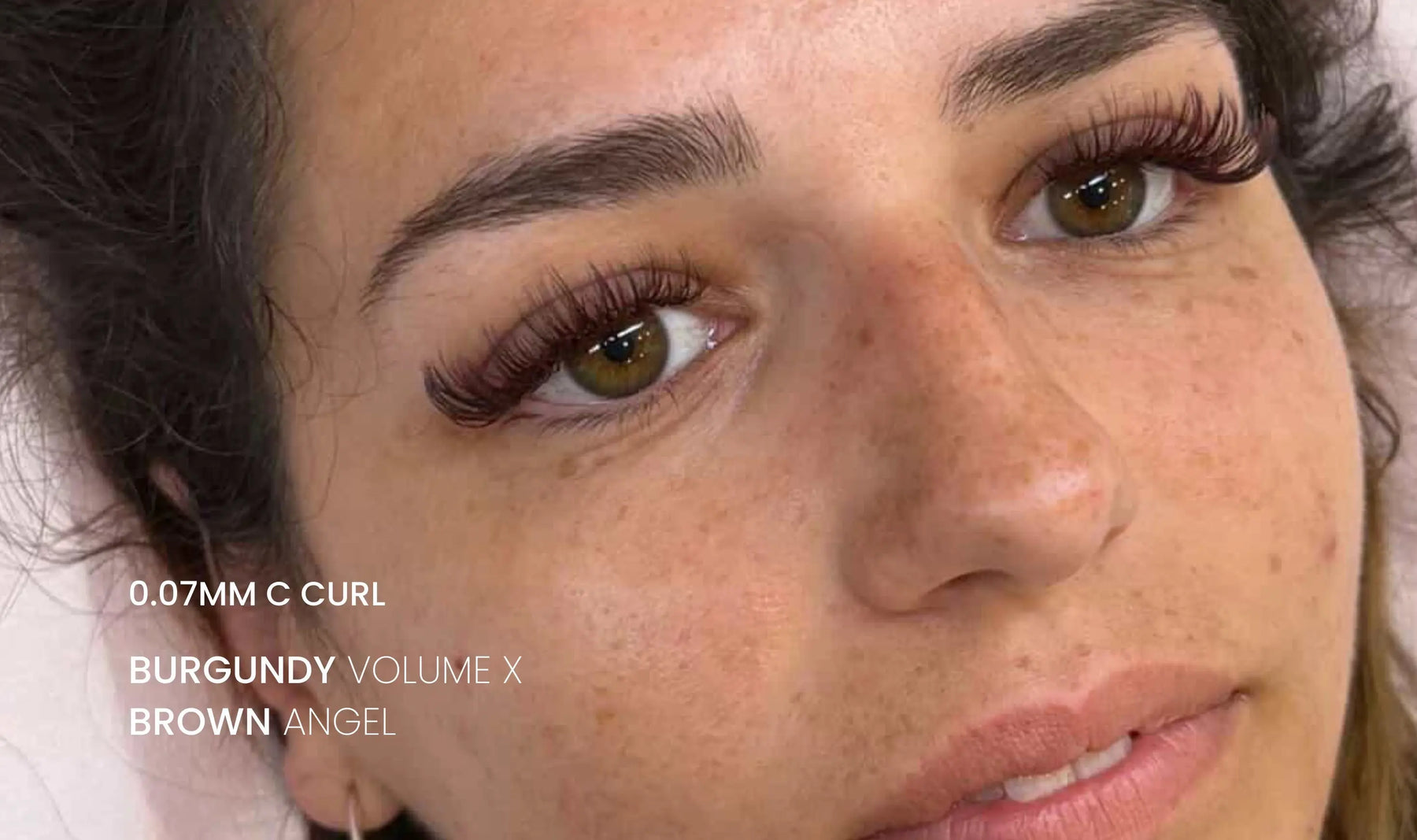 Burgundy Lash Extensions: A Soft Colour Mix for Creative Lash Sets