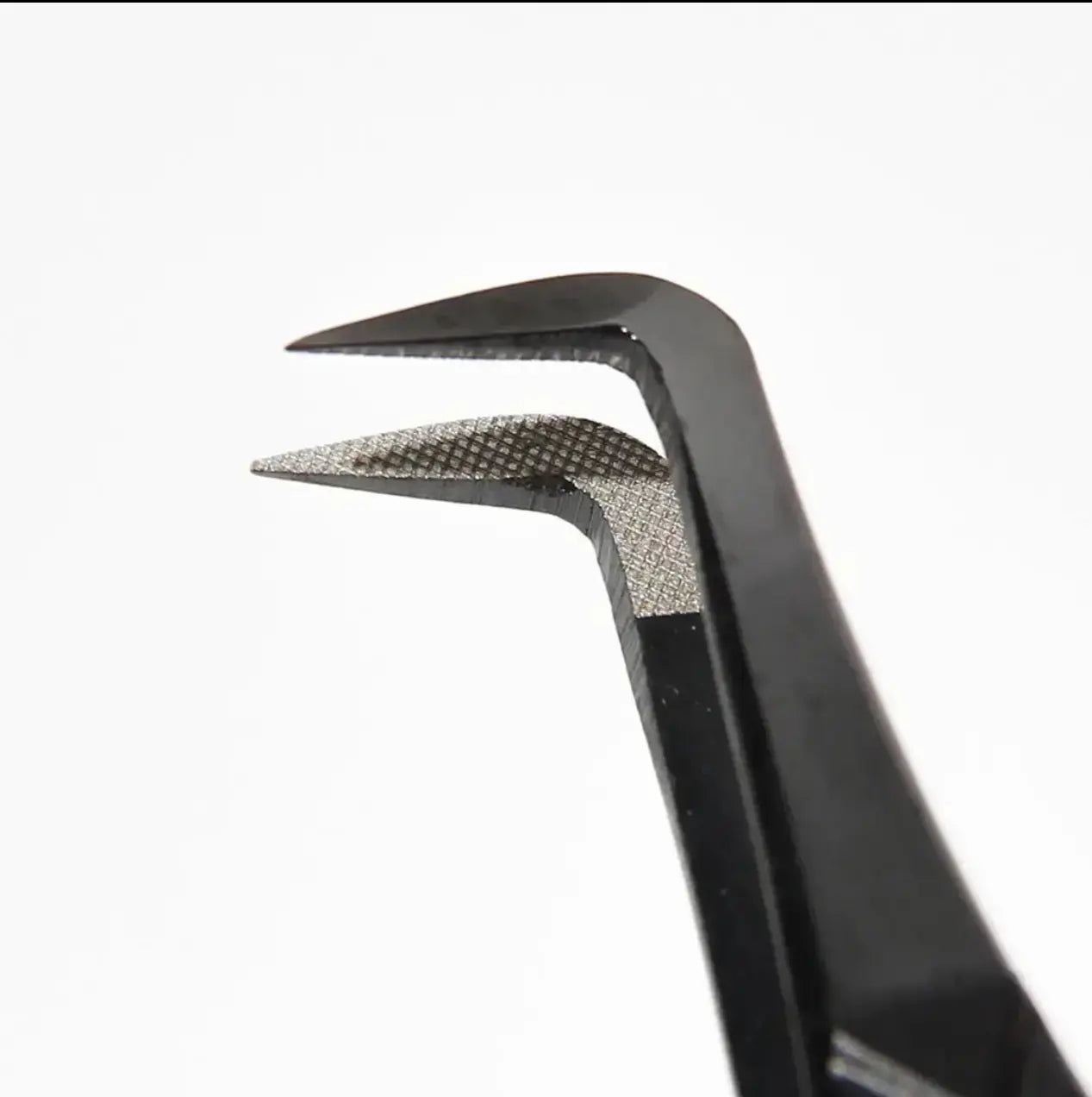 SW-03 90°-Degree Fiber Tip Tweezers for Eyelash Extensions seerbeauty